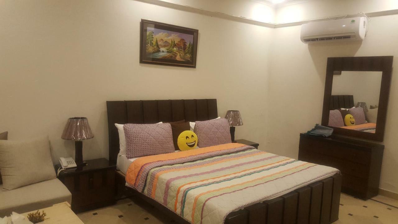 Mulberry Residence Luxury Rooms Islamabad Exterior foto