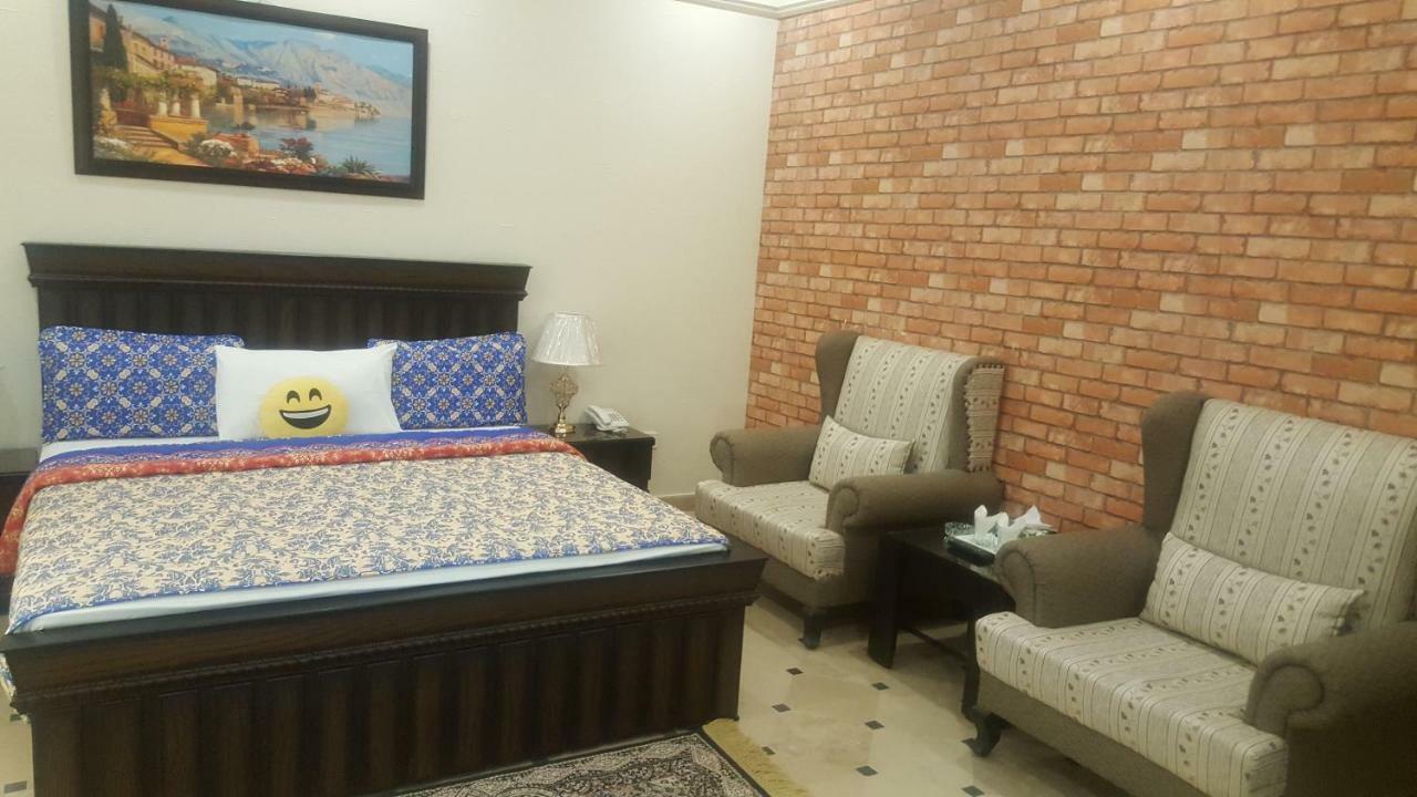 Mulberry Residence Luxury Rooms Islamabad Exterior foto