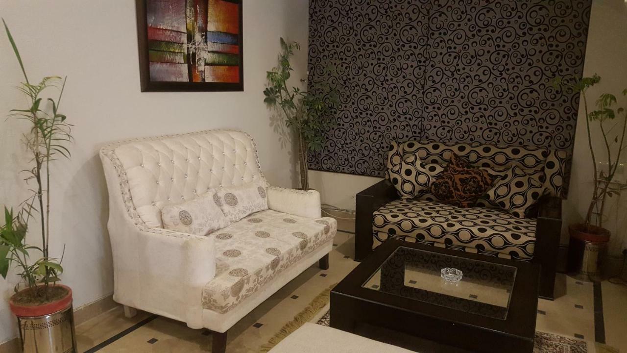 Mulberry Residence Luxury Rooms Islamabad Exterior foto
